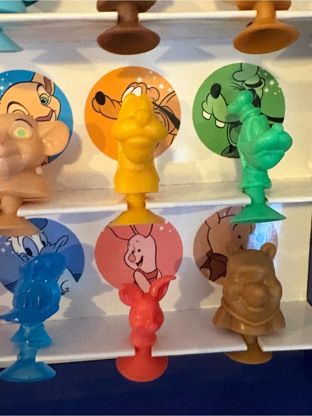 Complete Set 24 Disney Best Buddies Micro Popz! Collection with Album New - Picture 8 of 9